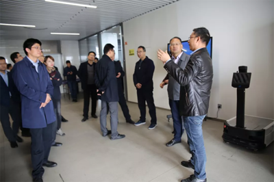 共探绿色未来 南京麒麟高新开发区领导与企业家代表莅临蓝芯科技参观交流